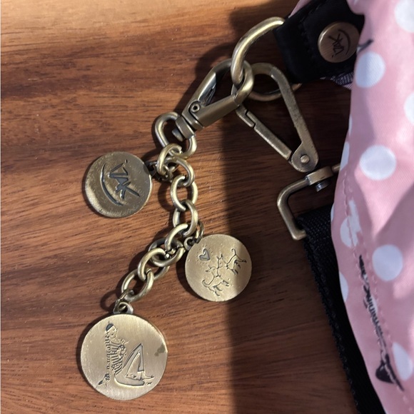 IZAK Kitten Shoulder Bag in Pink - EUC - Picture 2 of 10